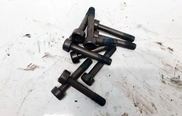 Opel Astra G Nuts/bolts 