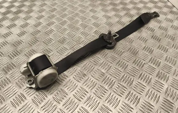 Opel Signum Rear seatbelt 90560682