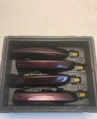 Rear door exterior handle/bracket
