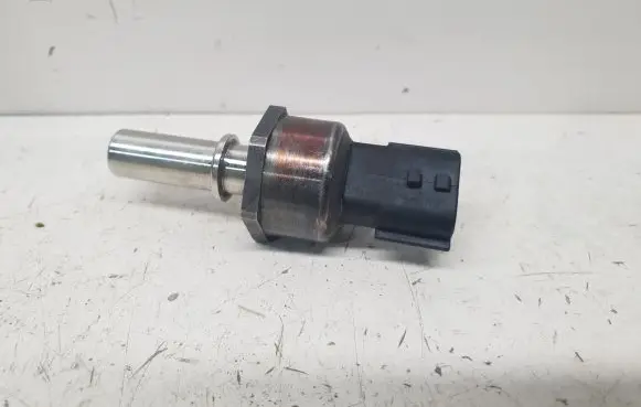 Fuel pressure sensor