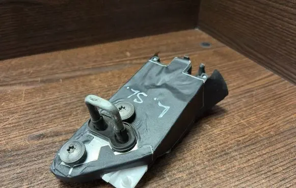 Toyota Proace Sliding door lock 9817800280
