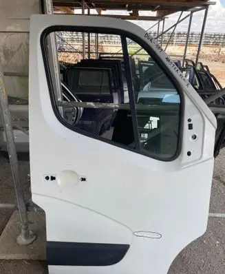 Renault Master III Front door