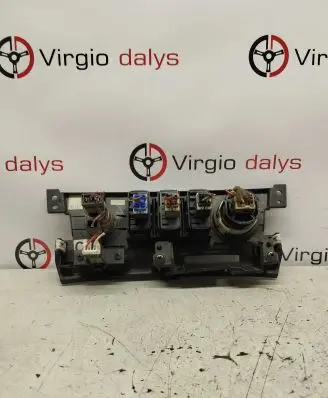Renault Koleos I A set of switches 2WD0