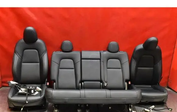 Tesla Model Y Seat set 