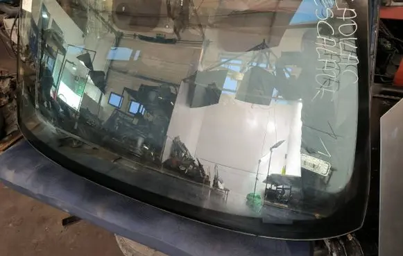 Cadillac Escalade Front windscreen/windshield window 43R001490 DOT593AS1M868