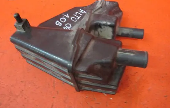 Suzuki Alto Intake resonator 68K-R01