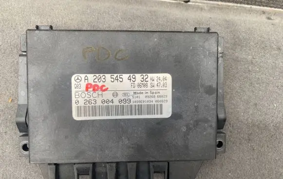 Mercedes-Benz C W203 Parking PDC control unit/module A2035454932 0263004099