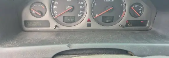 Volvo V70 Speedometer (instrument cluster) 9459821 170200394 0614157