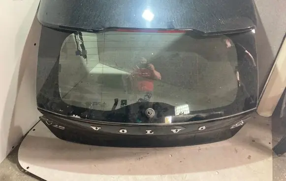 Volvo V40 Tailgate/trunk/boot lid
