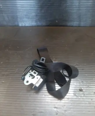 Volkswagen Scirocco Front seatbelt 1K8857706A