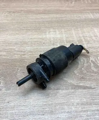 Volkswagen Golf VI Windscreen/windshield washer pump 1K6955651 1J0973722