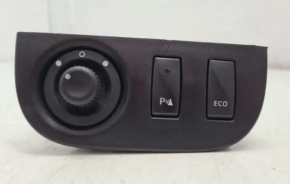 Dacia Sandero Wing mirror switch 255704649R