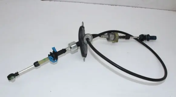 Opel Mokka Gear shift cable linkage