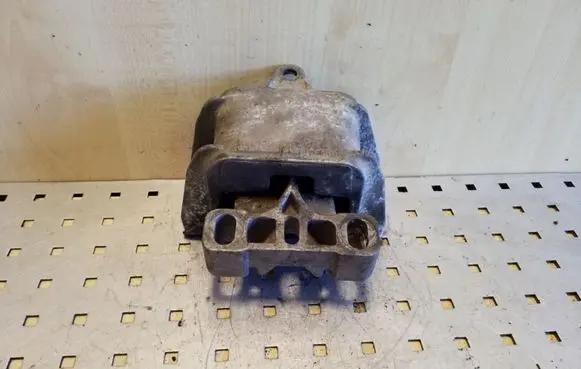 Audi A3 S3 8L Gearbox mount 1J0199555