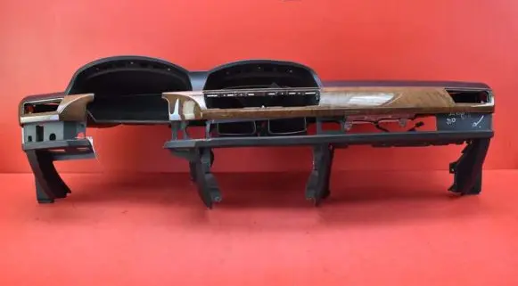 BMW 7 E38 Dashboard