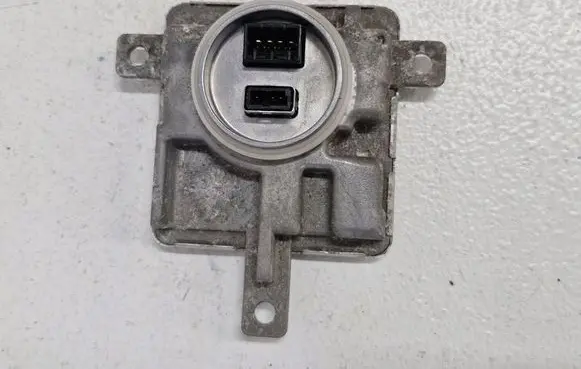 Volvo V40 LED ballast control module 7226115099