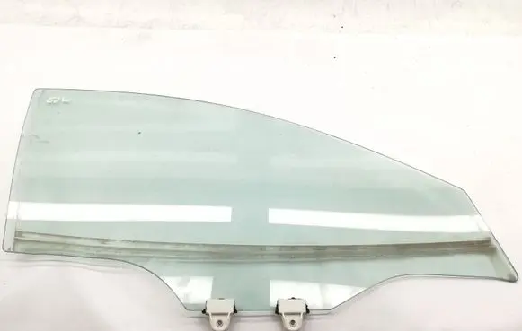 Mazda CX-3 Front door window glass four-door