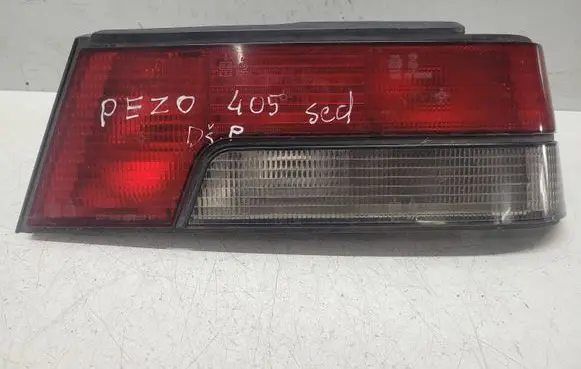 Peugeot 405 Rear/tail lights