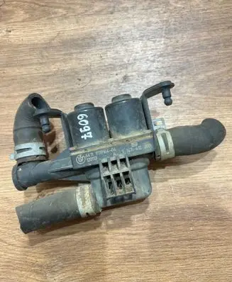 BMW 5 F10 F11 Coolant heater control valve 9119164