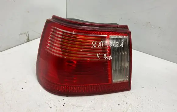 Seat Ibiza II (6k) Rear/tail lights 964039