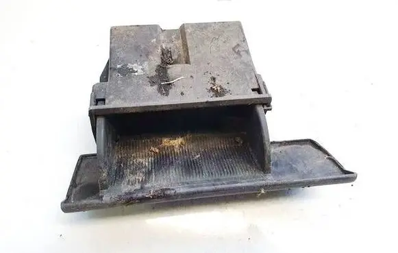 Ford Mondeo MK I Car ashtray D2S2A