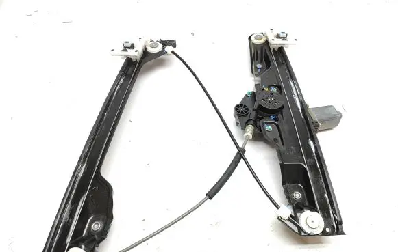 BMW X2 F39 Front door window regulator with motor 7420391 4WWA043 19414210