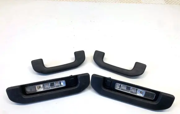 Mercedes-Benz GLE W167 Rear interior roof grab handle A0009067607