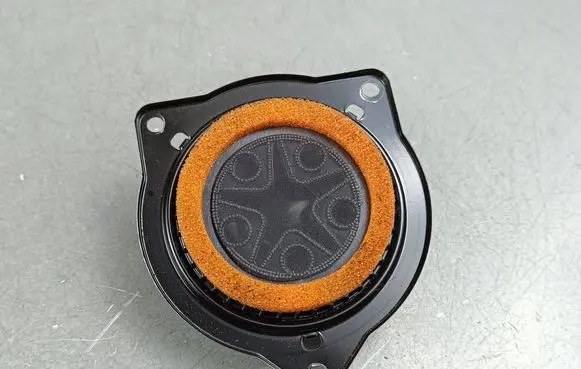 Maserati Levante Front door high frequency speaker 27320J0803