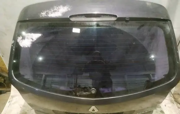 Renault Laguna II Tailgate/trunk/boot lid JUODAS