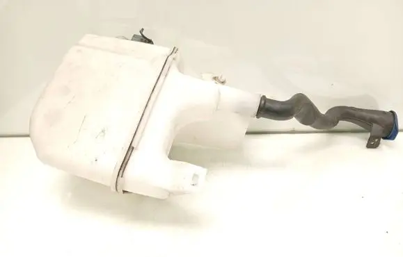 Volvo S60 Windshield washer fluid reservoir/tank 31253218 31301797 31253219