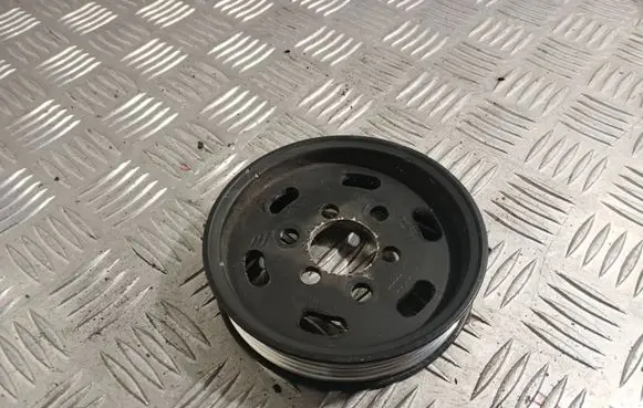 Audi A4 S4 B8 8K Power steering pump pulley 038145255B