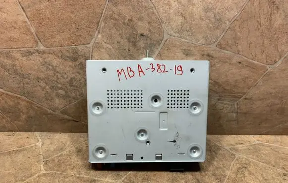Mercedes-Benz CLS C218 X218 HiFi Audio sound control unit A2229049200