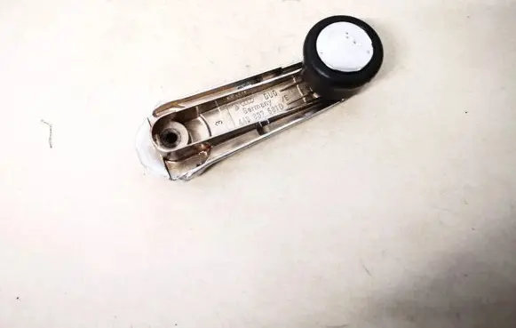 Audi A6 S6 C4 4A Front door window winding handle 443837581d