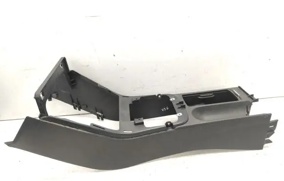 Volkswagen Golf Plus Center console 5M0862534D 5M1863243