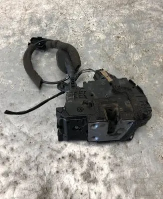 Smart ForFour II W453 Rear door lock A4537307500