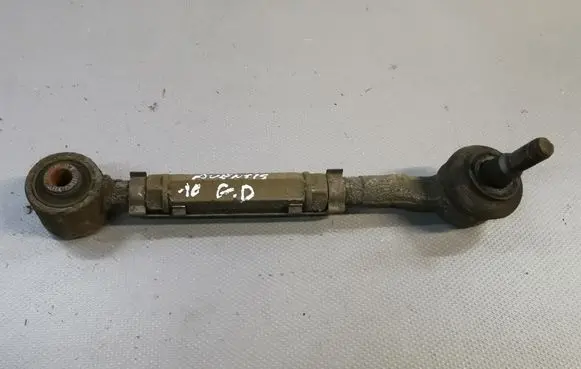 Toyota Avensis T270 Rear upper control arm/wishbone
