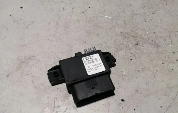 Audi Q5 SQ5 Fuel injection pump control unit/module 8K0906093E