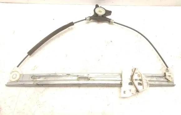 Mazda 5 Front window lifting mechanism without motor
