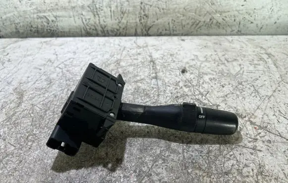 Chrysler Pacifica Other switches/knobs/shifts 05082035AA