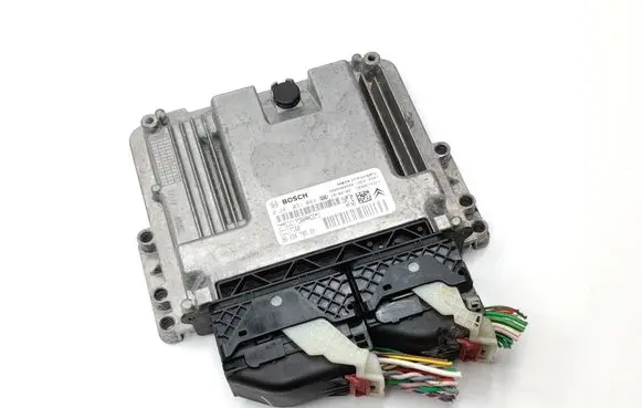 Peugeot 308 Engine control unit/module 0281031043 9806460480 9809478580
