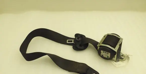 Mini One - Cooper Coupe R56 Front seatbelt 608037700A 7261942