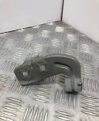 BMW 4 F32 F33 Fender mounting bracket 7255821
