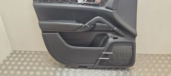 Porsche Cayenne (92A) Front door card panel trim 7P5867011D