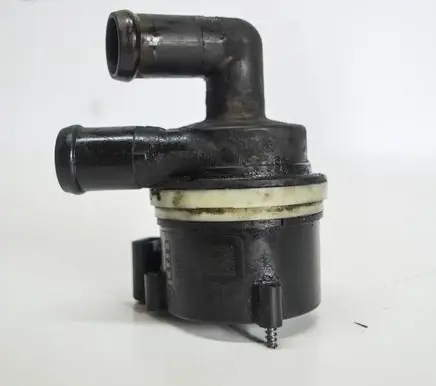 Volkswagen PASSAT B7 Electric auxiliary coolant/water pump 5N0965561A
