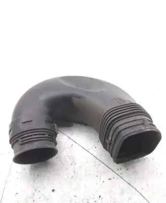 Skoda Octavia Mk2 (1Z) Air intake duct part 3C0129618D