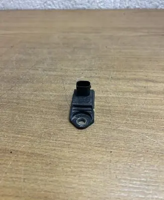 Mercedes-Benz E W211 Airbag deployment crash/impact sensor 0025426918 F3538