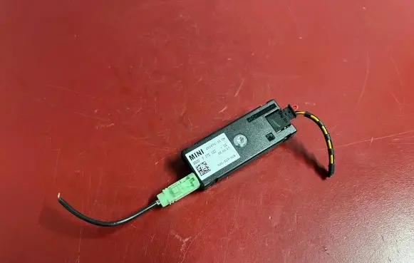 Mini One - Cooper F56 F55 Aerial antenna amplifier 9270033 65209270033