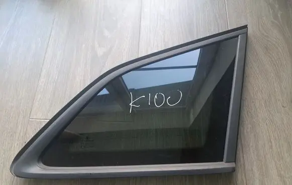 Skoda Enyaq iV Rear side window 5LG845298