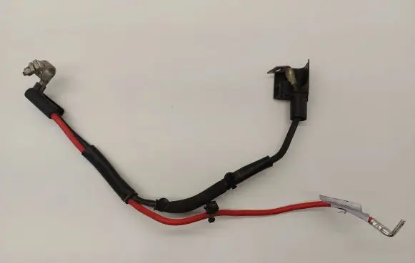 Volkswagen Golf VII Positive cable (battery) 5Q0971228K