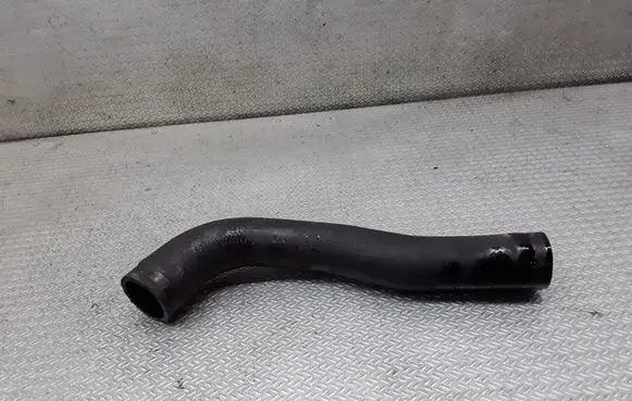 Intercooler hose/pipe